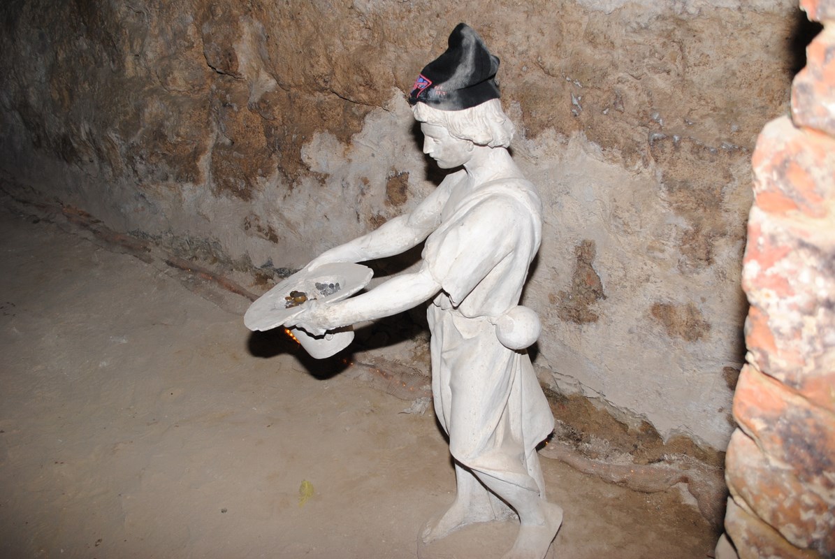 dungeon Dominican Monastery, daily rent an apartment in Lviv